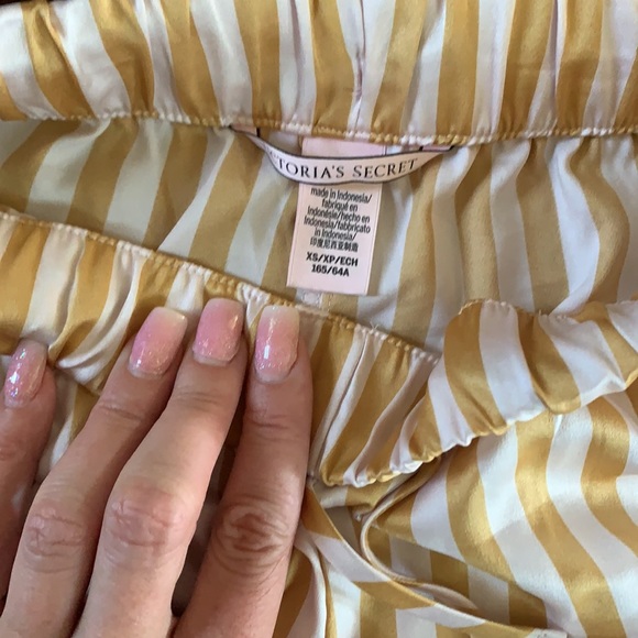 Satin PJ Shorts - Picture 2 of 3